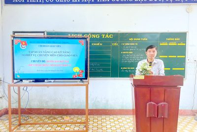 Chi đoàn Giáo viên trường THPT Trần Kỳ Phong tổ chức thành công buổi tập huấn chuyên môn về ứng dụng CNTT